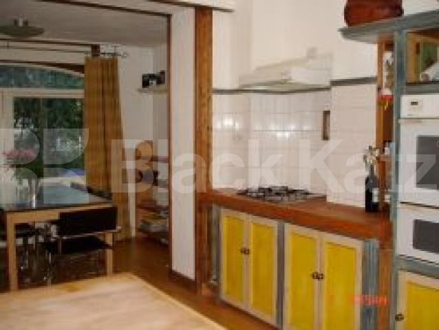 			This is a must see property!, 2 Bedroom, 1 bath, 1 reception Flat			 Moray road, Stroud green